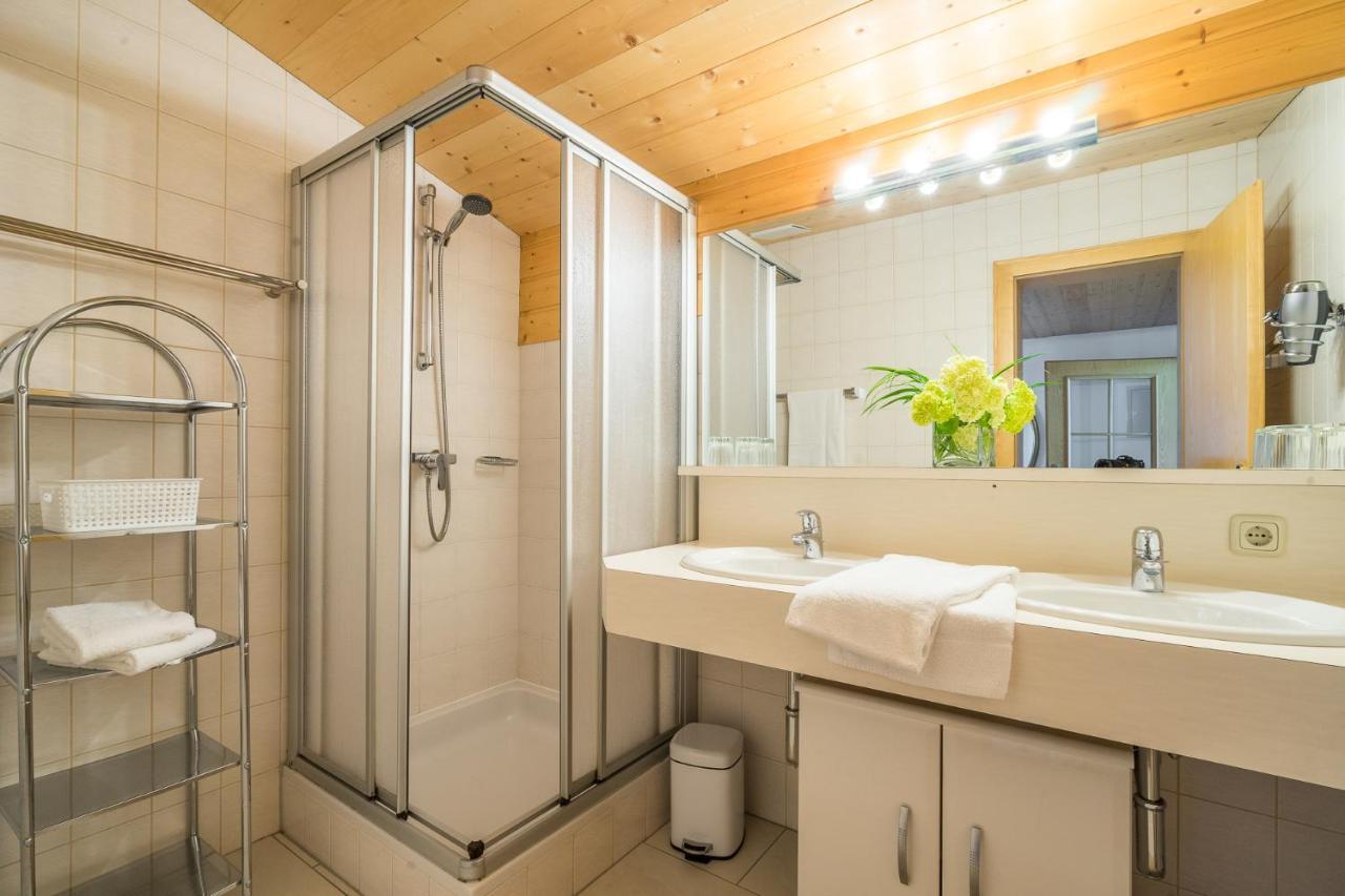 Alpenapart Montafon - Haus Engstler シュルンス エクステリア 写真